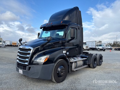 2019 Freightliner Cascadia 116 6x4 T/A Day Cab Truck Tractor