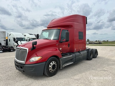 2019 International LT625 6x4 T/A Sleeper Truck Tractor