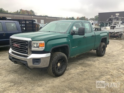 2015 GMC Sierra 2500HD 4x4 Pickup
