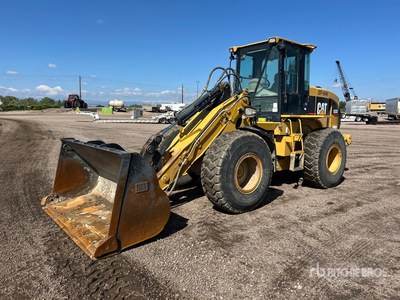 2007 Cat 930G جرافة