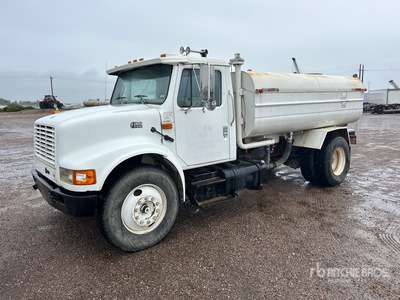 1997 International 4700 4x2 Water Truck