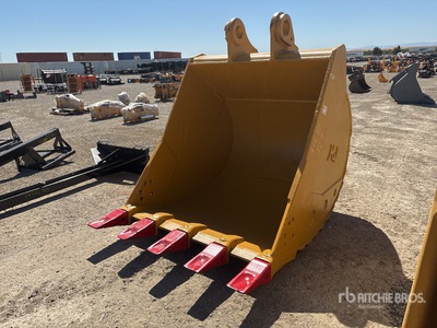 64 in Digging Excavator Bucket