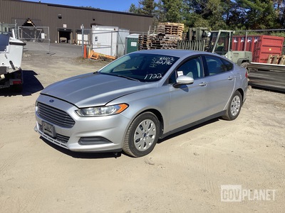 2013 Ford Fusion S Sedan
