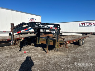 2010 Delta T/A Gooseneck Flatbed Trailer