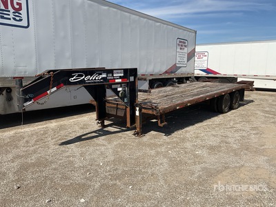 2010 Delta Gooseneck T/A 28' Pritsche Anhänger