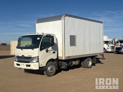 2013 Hino 195 Silver Knight 4x2 Spray Foam Furgonetka