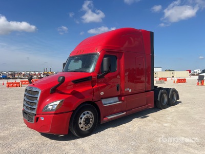 2022 Freightliner Cascadia 126 6x4 T/A Sleeper Truck Tractor