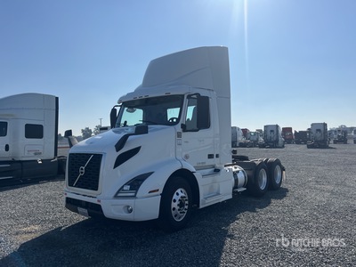 2020 Volvo VNR 6x4 3-Achs Sattelzugmaschine