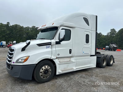 2020 Freightliner Cascadia 126 6x4 T/A Sleeper Truck Tractor