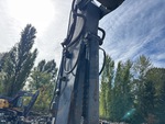 Hydraulics with Auxiliary Hydraulic Plumbing