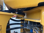Chassis with Clavijas centrales de articulación