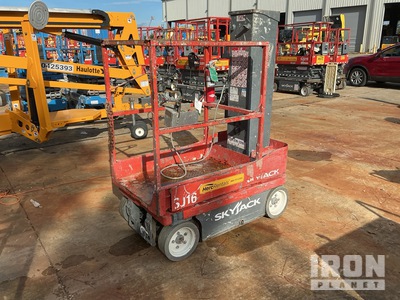 Skyjack SJ16 Vertical Mast Lift