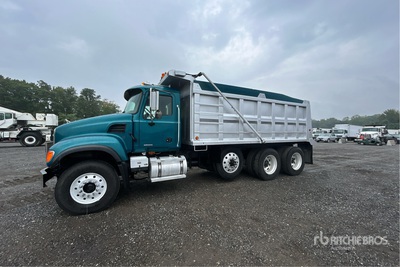 2005 Mack CV713 Granite 8x4 Tri/A Dump Truck