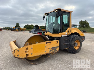 2014 Volvo SD115 Smooth Drum Compactor