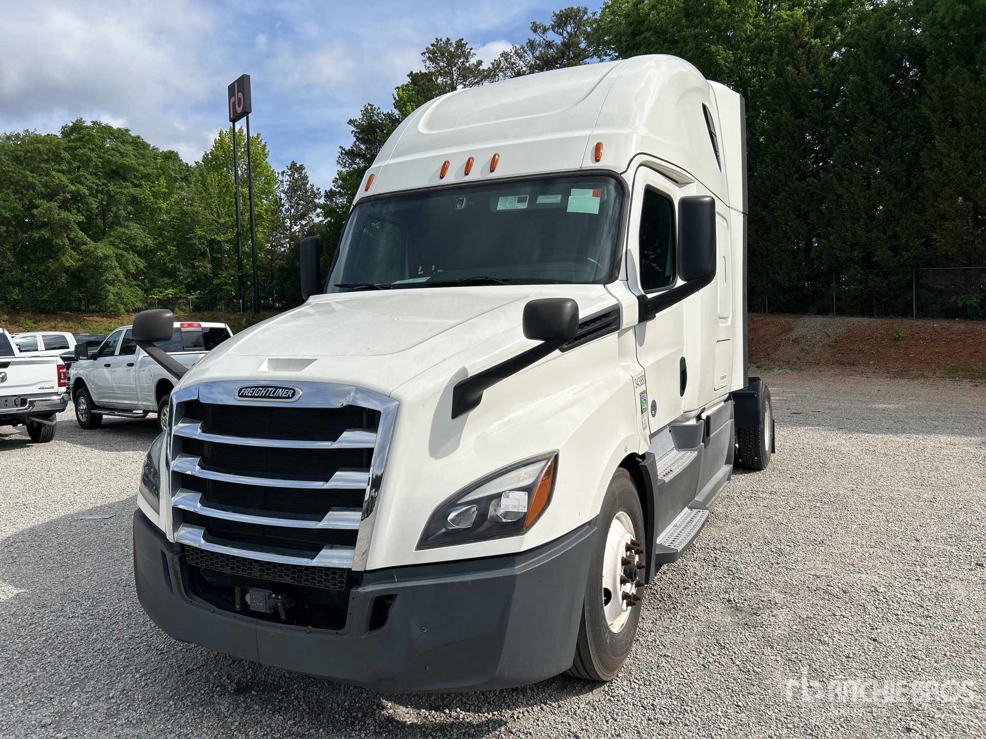 2020 Freightliner Cascadia 126 4x2 S/A Sleeper Truck Tractor