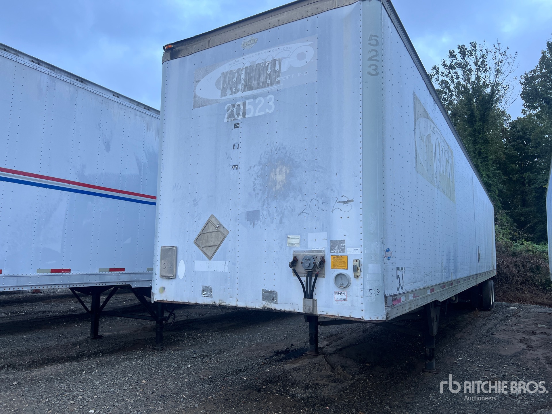 2003 Utility 53 ft T/A Van Trailer