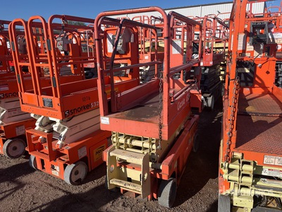 1998 Genie GS-1930 Electric Scissor Lift (Inoperable)