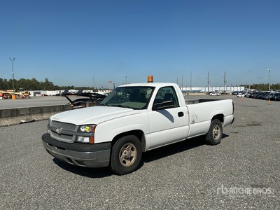 2004 Chevrolet Silverado 1500 4x2 Pickup