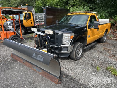 2012 Ford F-250 Super Duty Snow Plow Truck