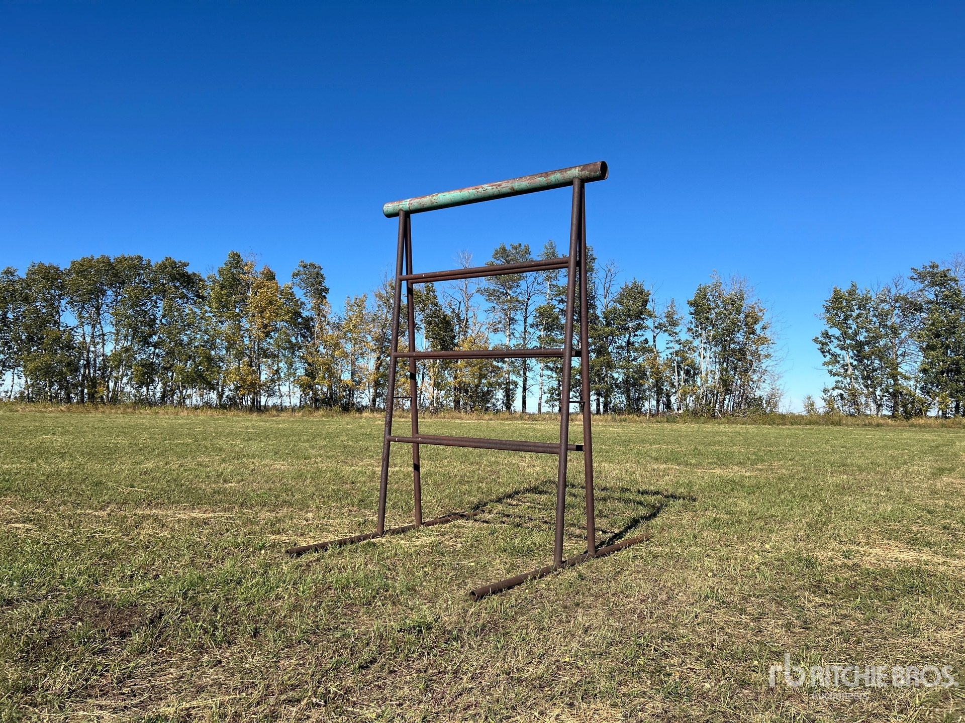 Square Bale Hay Rack | Ritchie Bros. Auctioneers