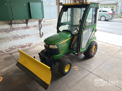 2006 John Deere X740A Lawn Mower