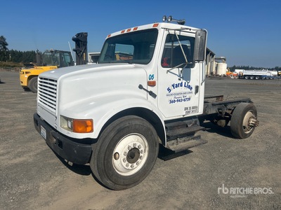 1995 International 4900 4x2 Autocarro cabina e telaio