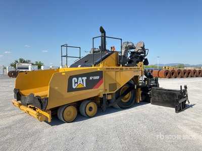 2015 Cat AP1000F Wheel Pavimentadora / Asphalt Paver
