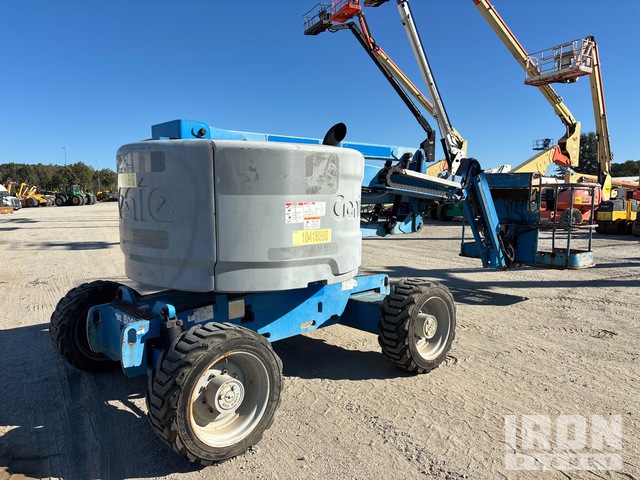 ELEVADOR ARTICULADO 2015 GENIE 4WD Z4525J