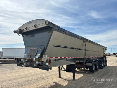 2017 Trail King 48 ft 5/Axle Live Bottom Trailer