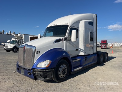 2020 Kenworth T680 6x4 Cabeza Tractora Cabina Dormitorio