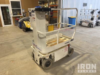 2010 JLG 1230ES Vertical Mast Lift