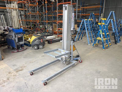 2014 Genie SLC-14 Material Hoist