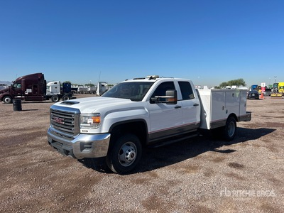 2018 GMC Sierra 3500HD 4x4 Extended Cab Ciężarówka użytkowa