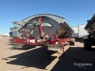 2017 Midland 32 ft T/A Przyczepa z wywrotem bocznym