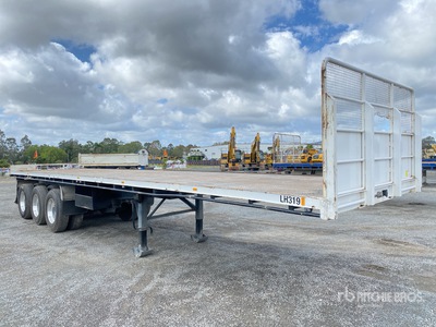 1998 Barker 11 m Tri/A Flatbed Trailer