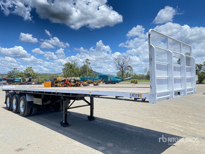 1998 Barker 11 m Tri/A Flatbed Trailer