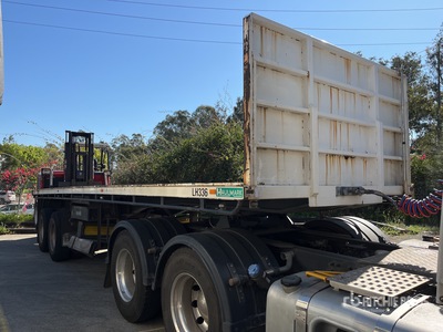 2017 Haulmark 8.6 m Bogie/A Flatbed Trailer