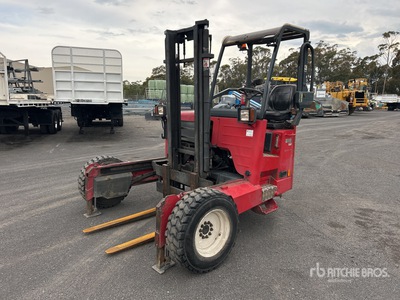 2012 Moffett M5 25.3 3x3 Carrello elevatore su autocarro
