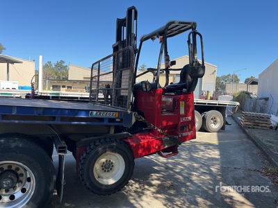 2011 Moffett M5 25.3 Truck Mounted Forklift