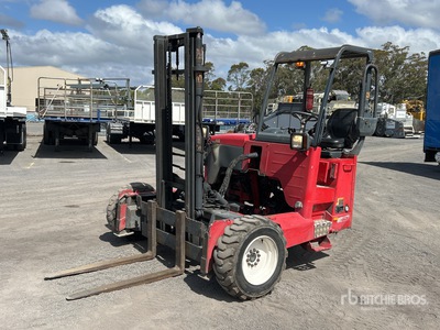 2010 Moffett M5 25.3 3x3 Truck Mounted Forklift