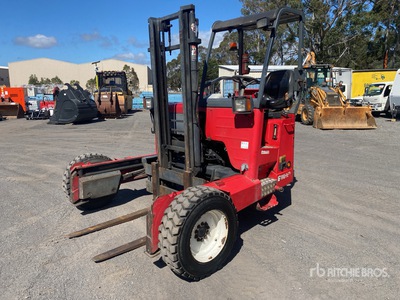 2007 Moffett M5 25.3 3x3 Truck Mounted Forklift