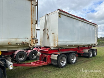 2022 Shephard Trailers Quad Dog Roll-Off Trailer