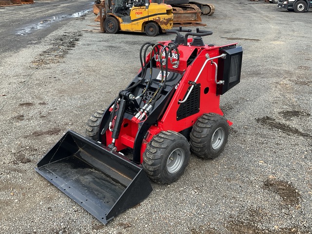 2025 SDLOOL SL-323WJ Mini Skid Steer Loader (Unused)