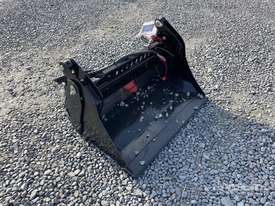 2025 GIYI GY-XKH39F Multi-Purpose Mini bucket Skid Steer Bucket (Unused)
