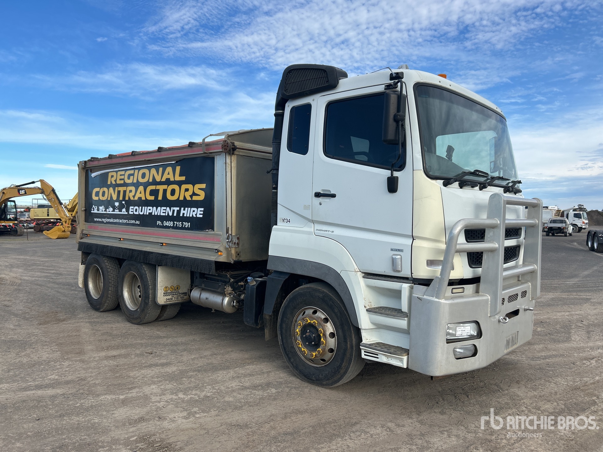 2014 Mitsubishi FV500 T/A Dump Truck