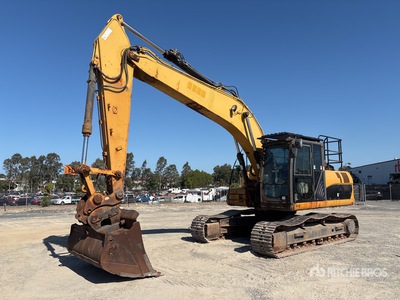2011 Cat 323D L حفارة بجنزير