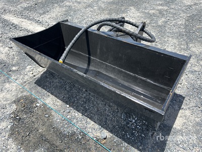 2025 GIYI GY-D3T 800 mm Hydraulic Tilting Excavator Bucket - Fits 3 ton (Unused)