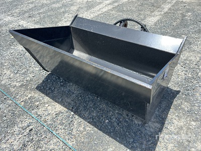 2025 GIYI GY-D5T 900 mm Hydraulic Tilting Excavator Bucket - Fits 5 ton (Unused)