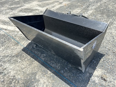 2025 GIYI GY-D5T 900 mm Hydraulic Tilting Excavator Bucket - Fits 5 ton (Unused)