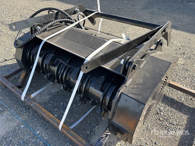 2025 GIYI GY-ML32 800 mm Mini Trincia per mini pala (Unused)